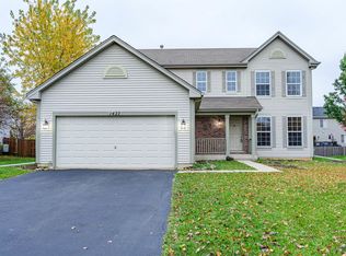 1427 S Bayport Ln, Round Lake, IL 60073
