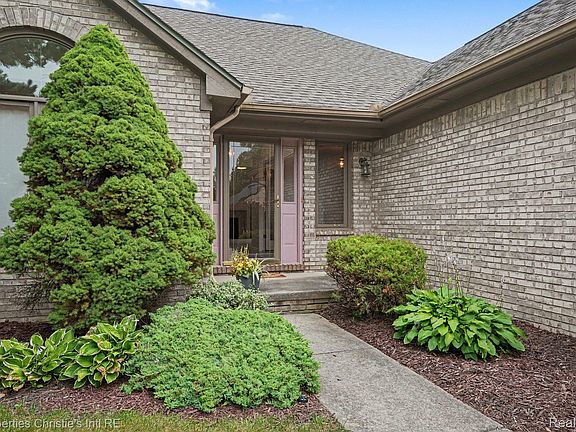 5th image of 49316 Deerfield Park