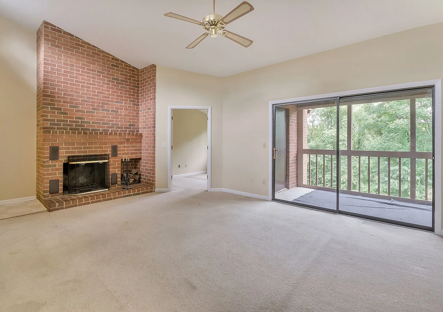 123 Turtle Creek Road #11 — Photo 2
