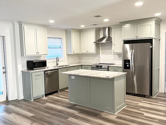 2nd image of 108 Granada Dr