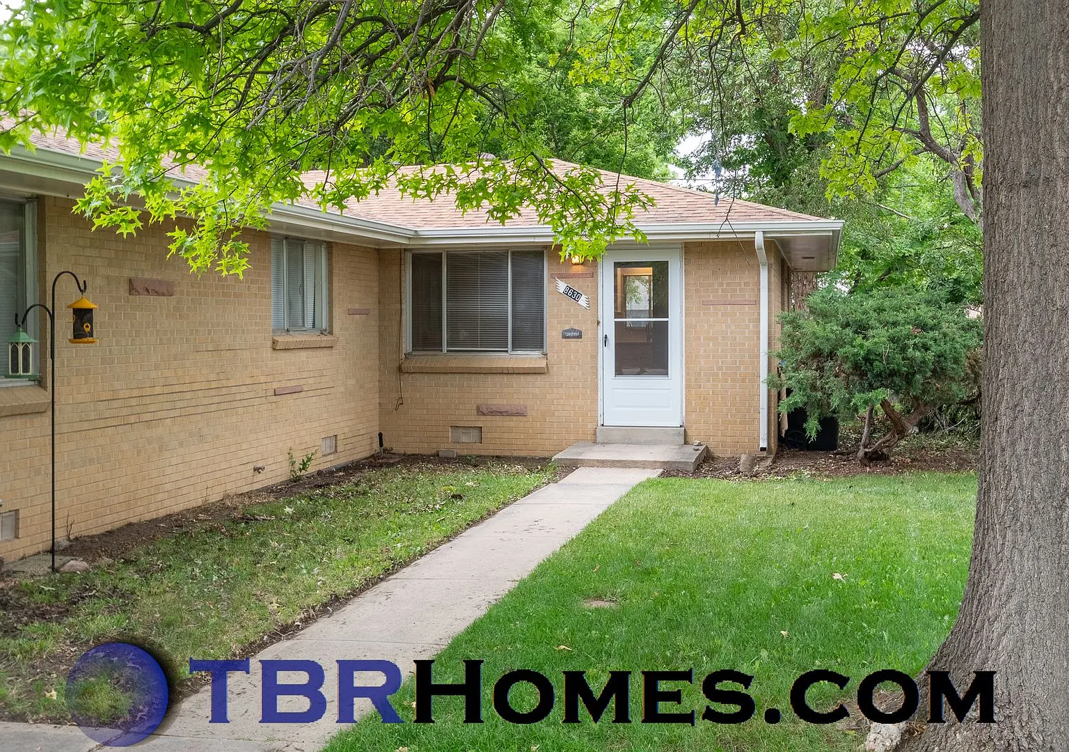 8630 W 62nd Pl — Photo 1