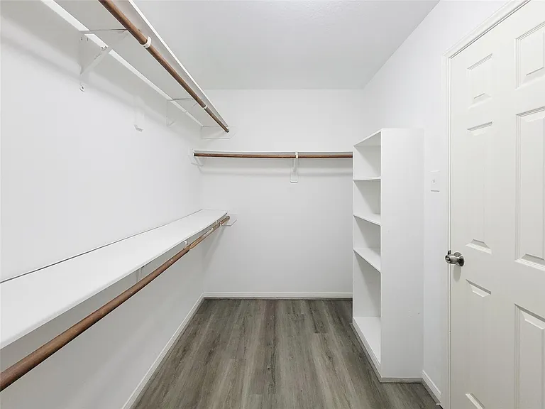 3602 Zephyr Glen Way — Photo 23