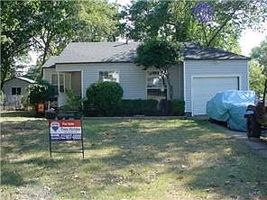 1st image of 1408 Lakewood Dr