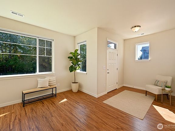 5th image of 12108 SE 292nd Street
