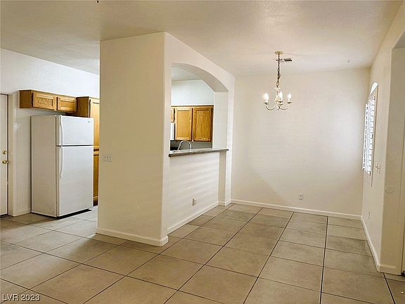 3rd image of 1160 Nevada Sky St