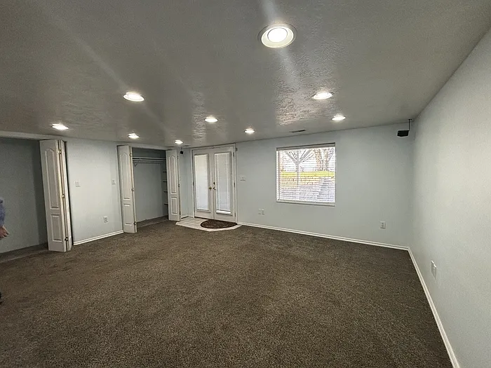 157 N 400 W — Photo 3