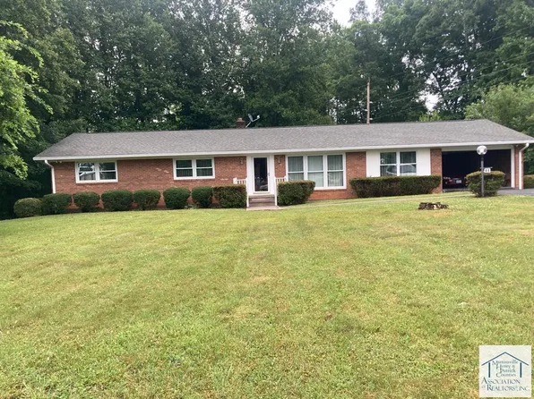 76 Plaster Rd, Fieldale, VA 24089