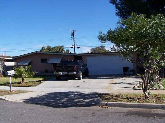 3rd image of 444 Camellia Ave