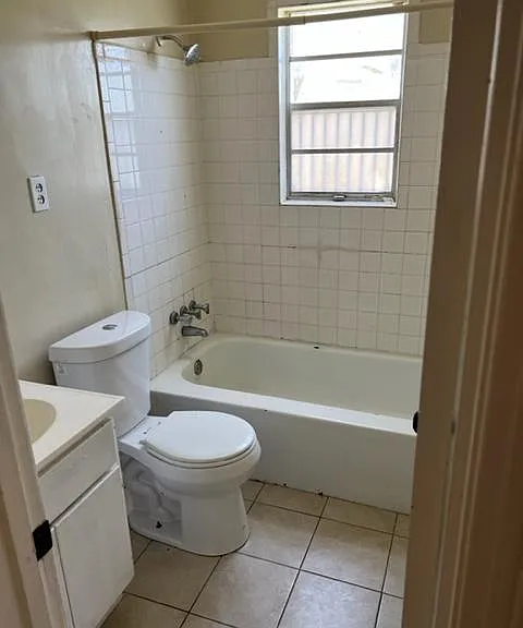 4332 Melinda Ave — Photo 6