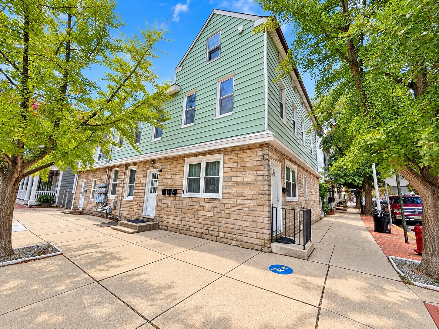 1 bed, $1,400 — Photo 1