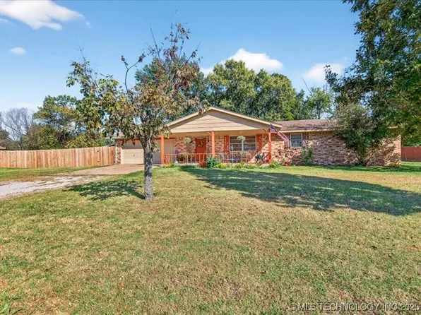 302 S Chestnut St, Copan, OK 74022