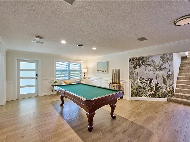100 Neptune Dr — Photo 5