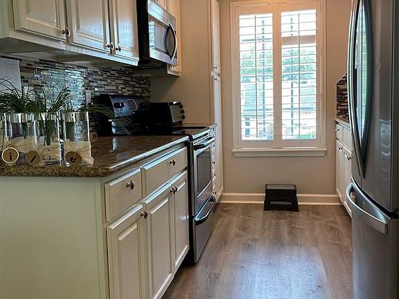 2nd image of 9003 Gaylord St #14