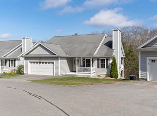 38 Carriage Ln #3, Brunswick, ME 04011