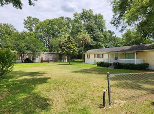 310 Stormwatch Ln, Moncks Corner, SC 29461