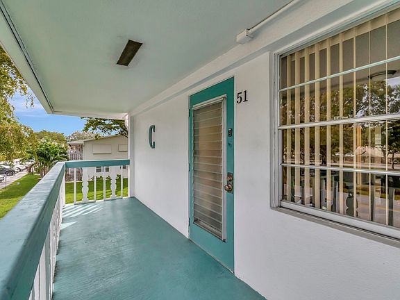 5th image of 51 Ventnor C