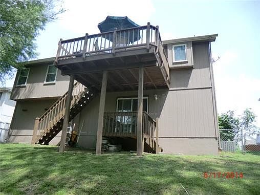 3rd image of 6900 Willis Dr