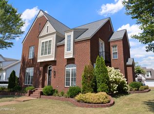 3094 E Beauvoir Pl, Hernando, MS 38632