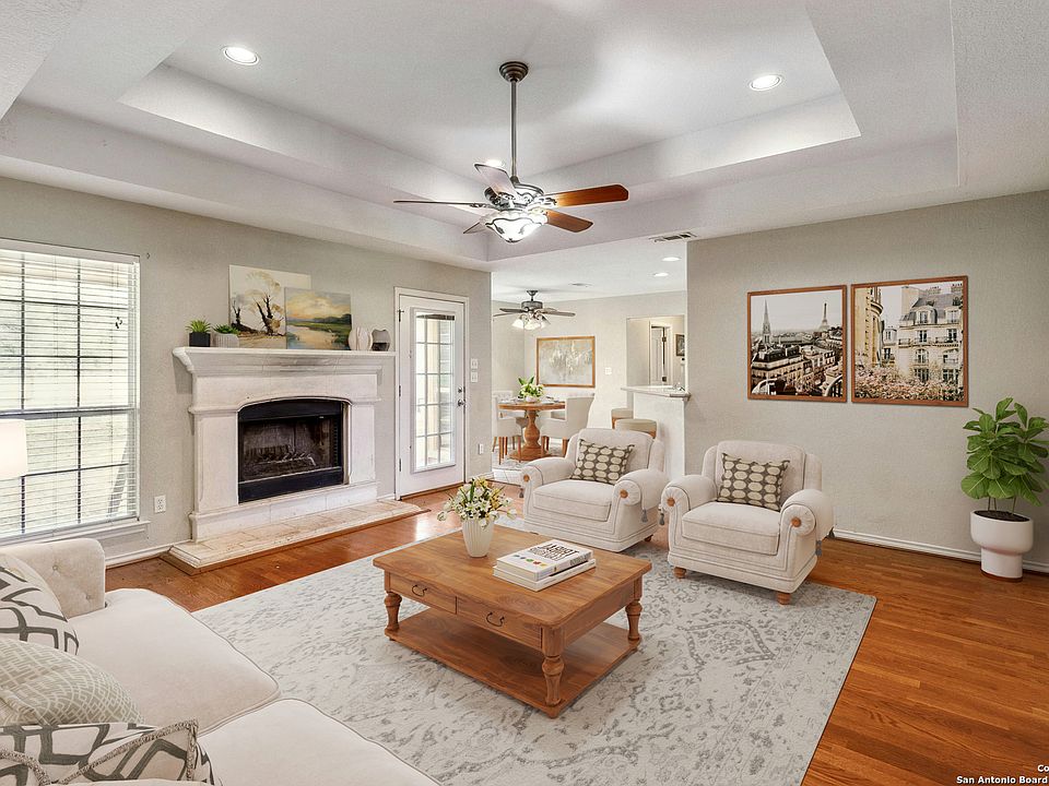 1st image of 330 Woodland Trl