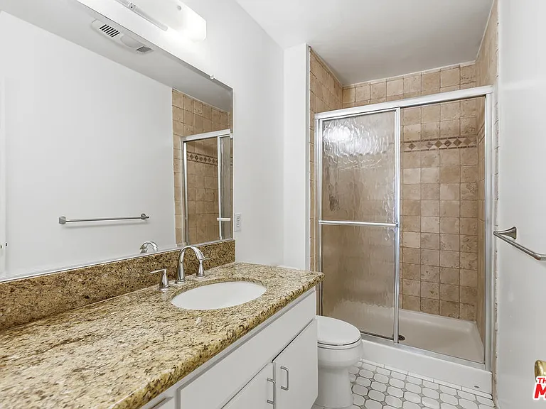 7777 W 91st St #B2157 — Photo 9