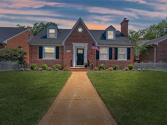 4th image of 4106 Grove Ave