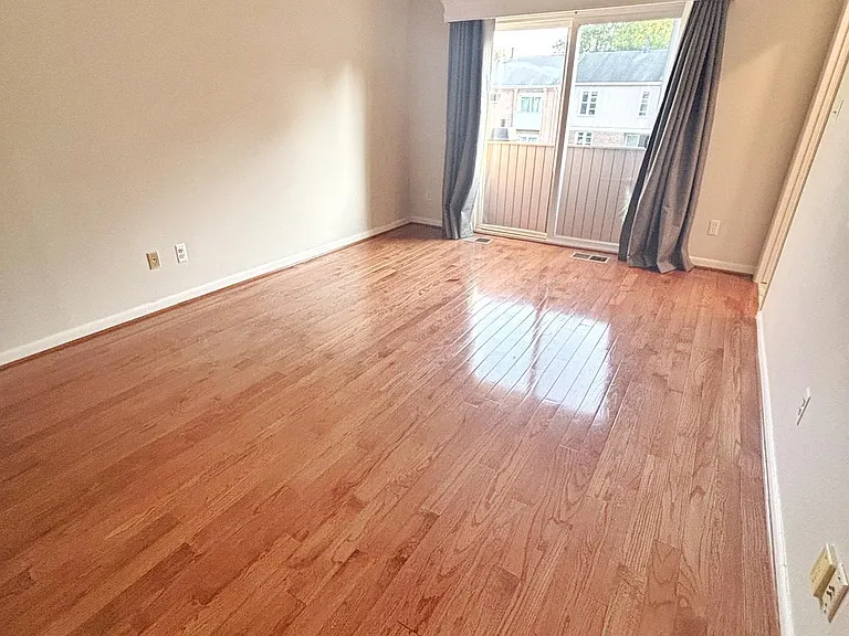 5107 Cliffhaven Dr — Photo 25