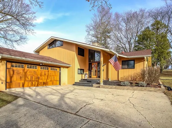 701 West Street, Beaver Dam, WI 53916