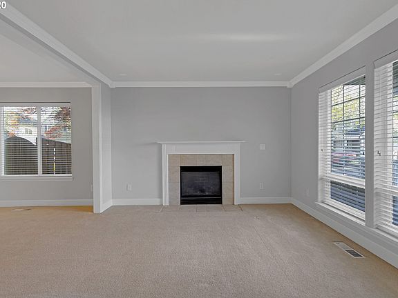 5th image of 2524 NE 9th Dr