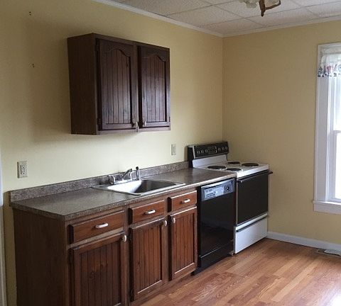 5th image of 3423 Lincoln Ave