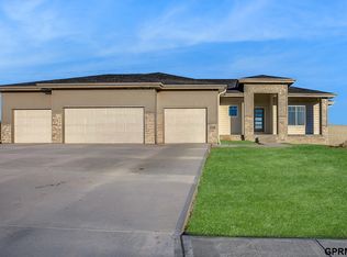 7719 S 180th Ave, Omaha, NE 68136