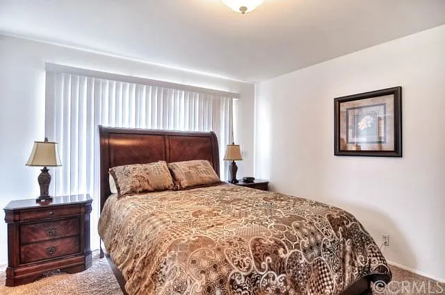 331 E Bluebell Pl — Photo 27