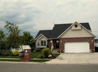 1626 W 1390 S, Syracuse, UT 84075