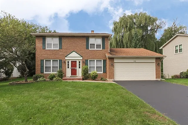 312 Oakmont Dr photo 1