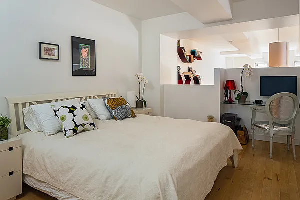 Sold by City Connections Realty | media 4