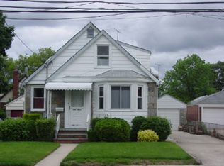 47 Frank St, Valley Stream, NY 11580