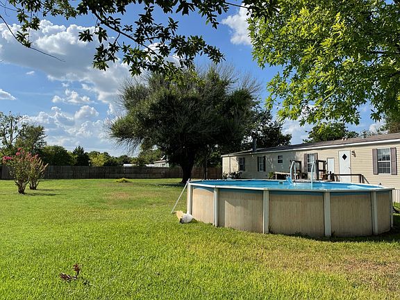21' diameter pool