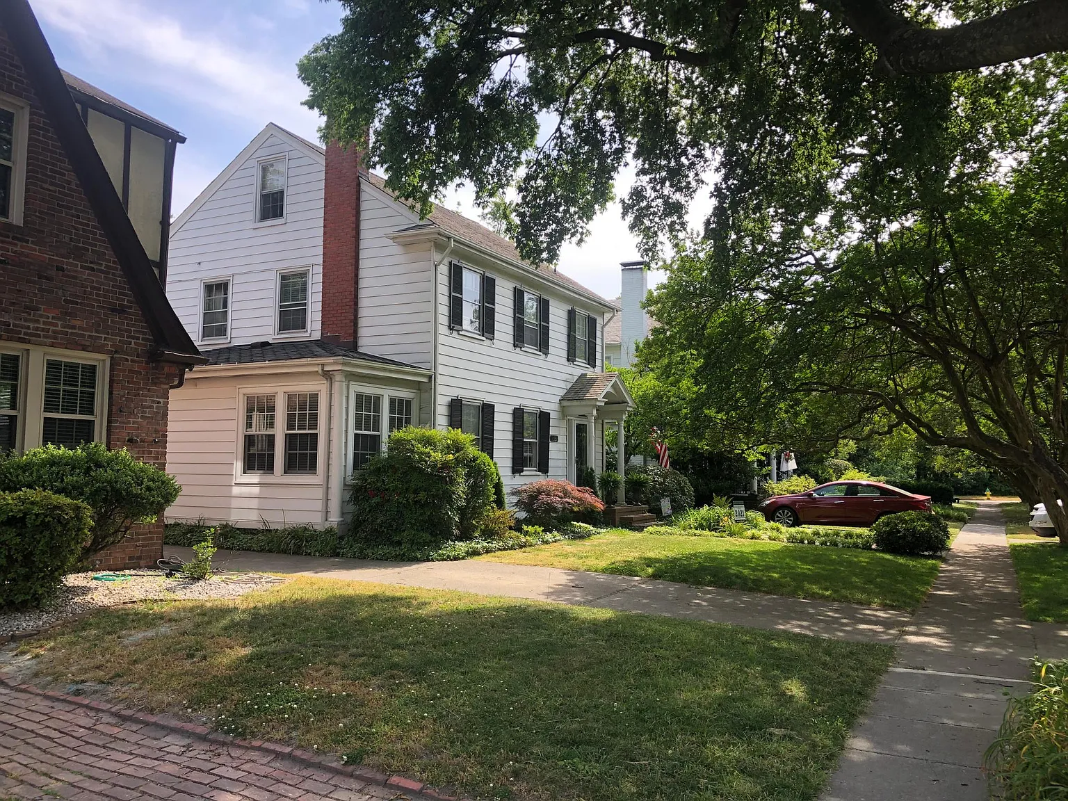 4 bed, 3.5 bath, 2600 sqft, $3,300 — Photo 3