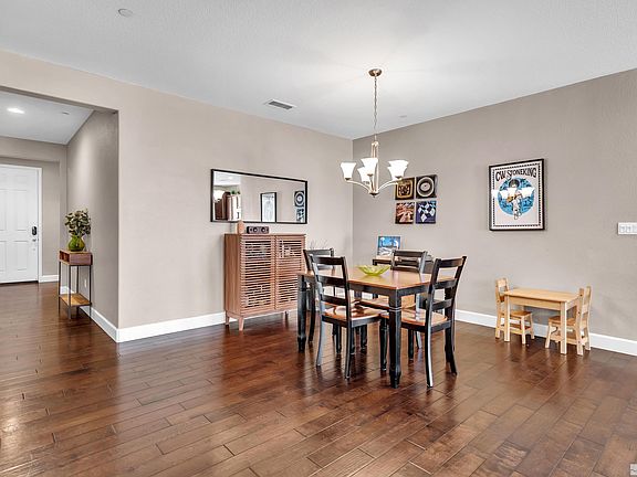 3rd image of 4805 Chert Ct