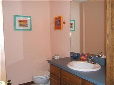 5th image of 829 Quail Hollow Cir