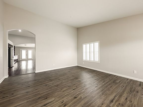 4th image of 10014 W Irma Ln