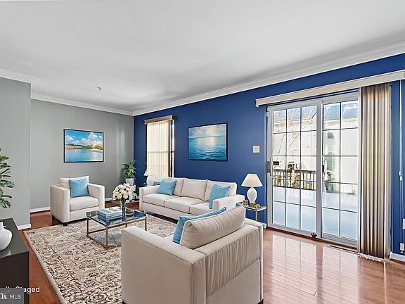 2nd image of 3407 Regency Pkwy