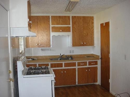 4th image of 4658 Briarwood Dr