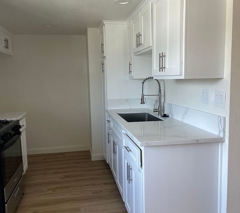 1st image of 7920-7930 2nd St #7920-09