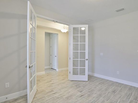 4th image of 11720 Tapestry Ln #72