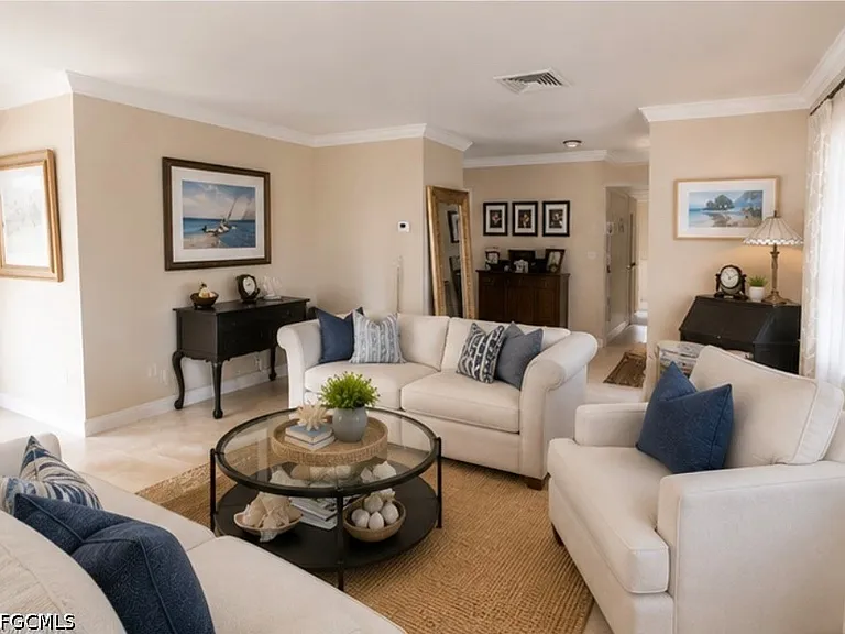 4479 Lakewood Blvd — Photo 4