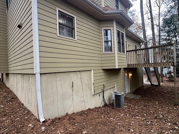 4th image of 3691 S Marlborough Dr