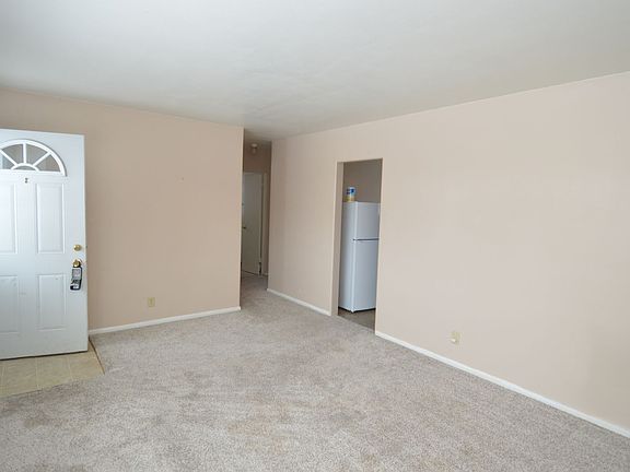 5th image of 1019 Campbell Dr #1019
