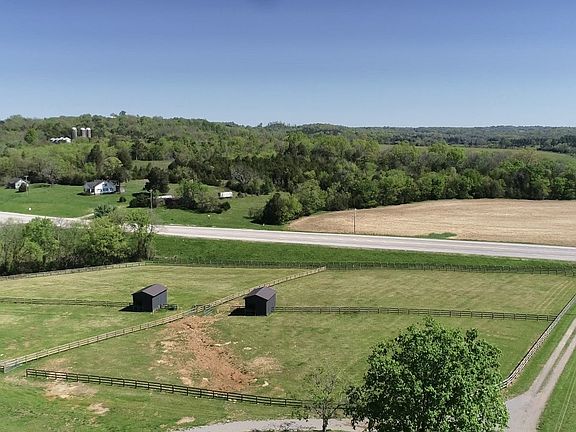 98th image of 2250 Elkton Pike