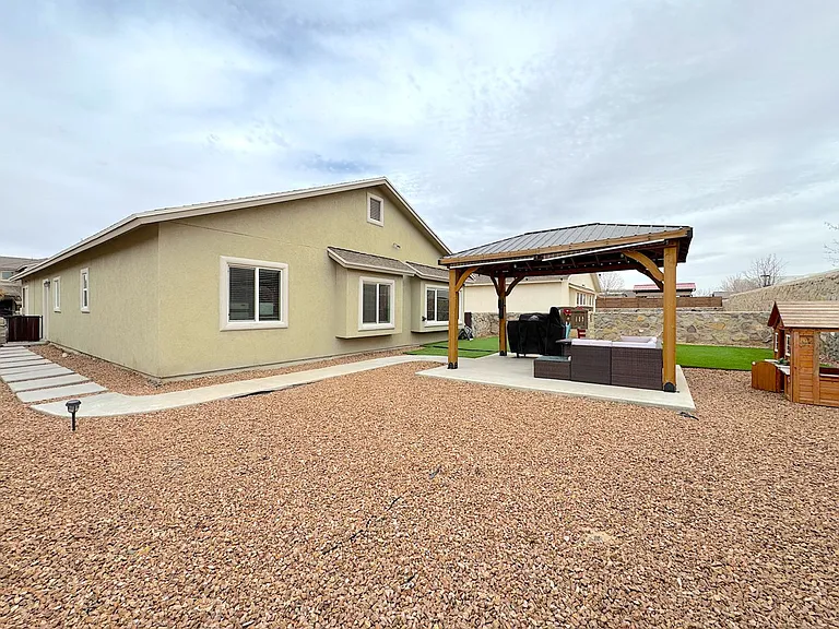 14816 Hunters Grove Ave — Photo 28