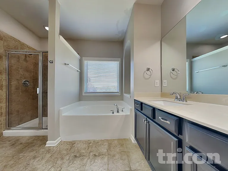 1566 Charcoal Ives Rd — Photo 8